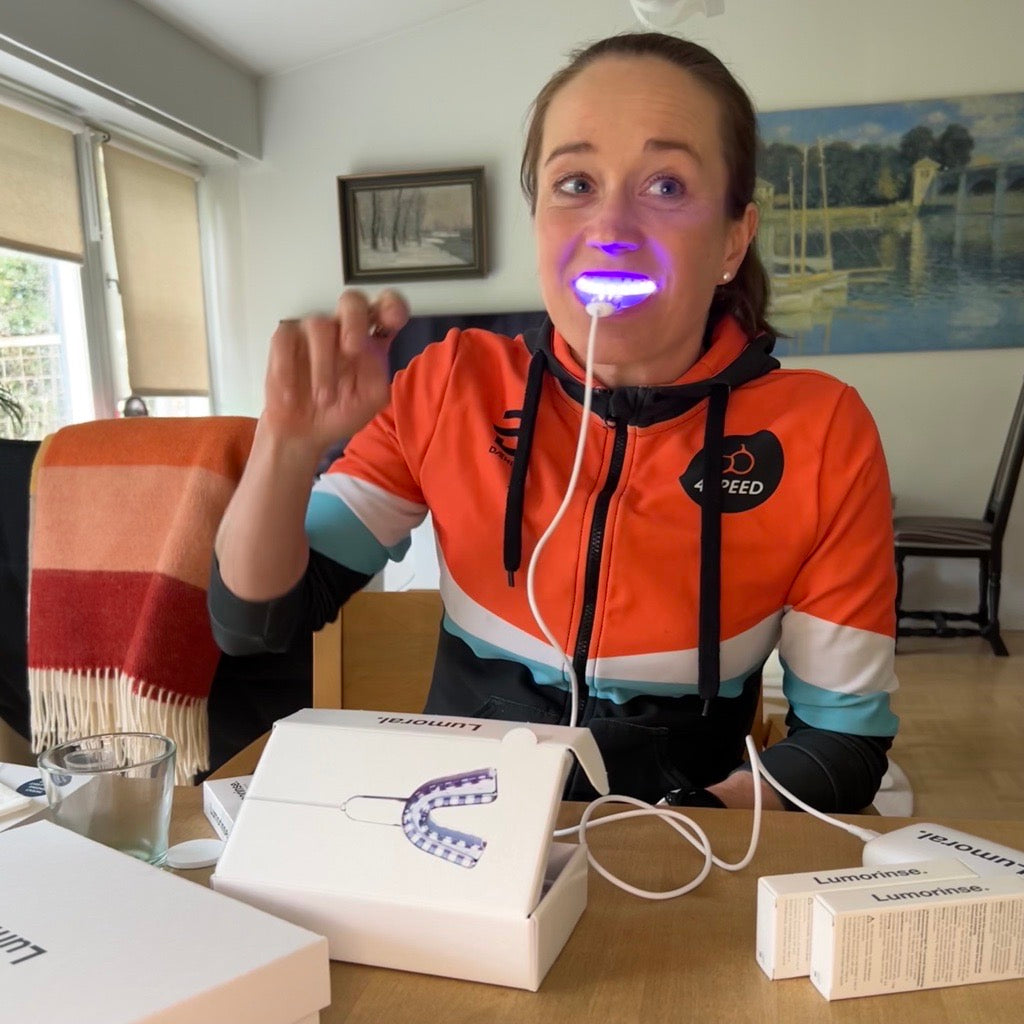 Triathlonisti Laura Jalasto tietää, miksi hyvinvointi alkaa suusta